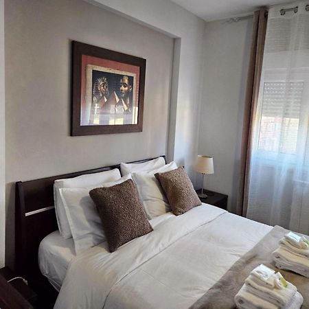 Modern Apartament Făgăraş Buitenkant foto