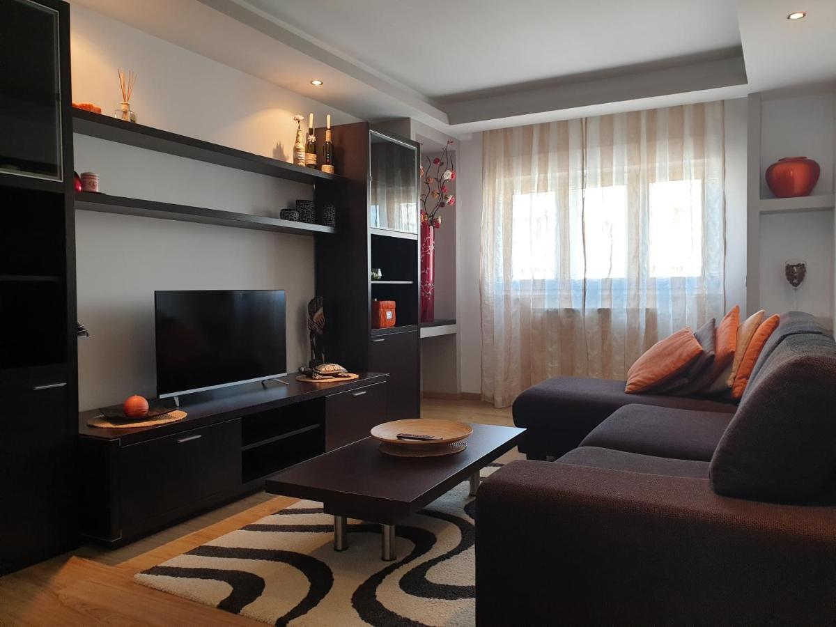 Modern Apartament Făgăraş Buitenkant foto